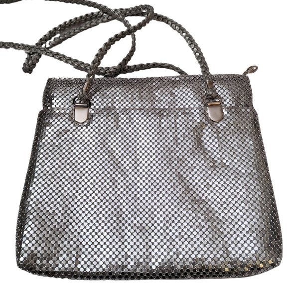 90s / Y2k Vintage Silver Chainmail Purse Chic Metallic - Picture 1 of 7
